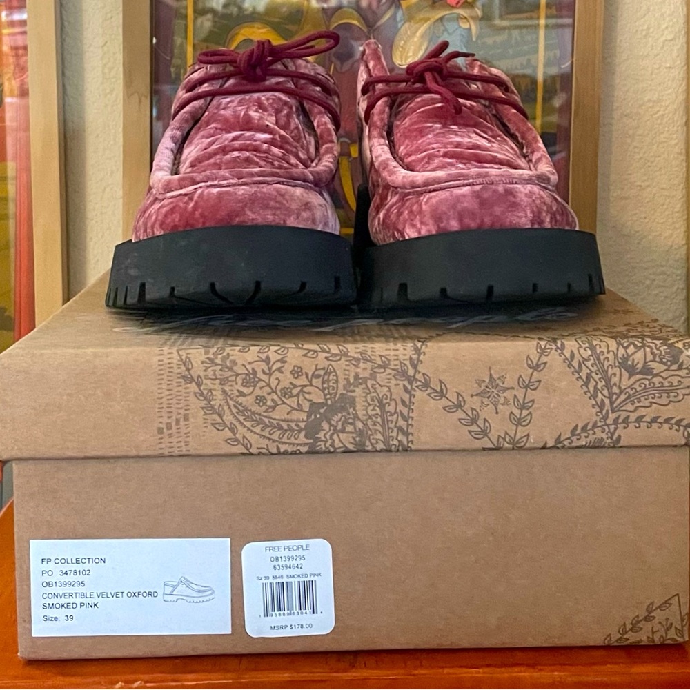 Free People velvet Oxford size 39